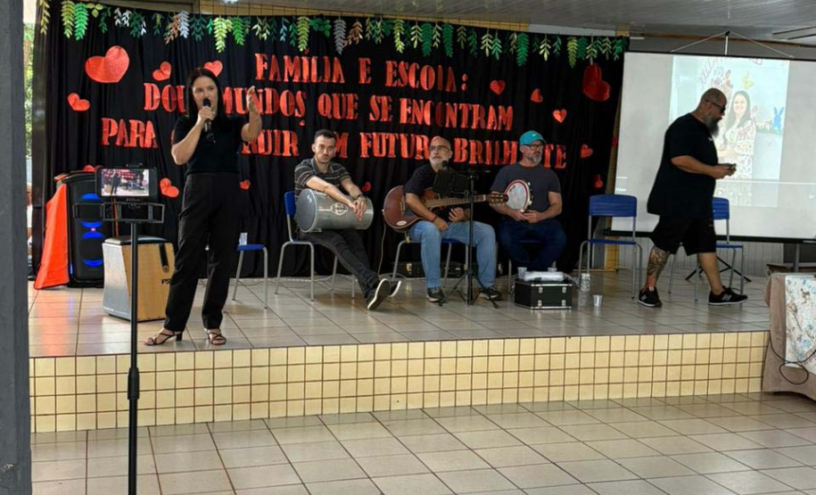 Dia da Escola integra famílias e equipes em unidades do Parceiro da Escola