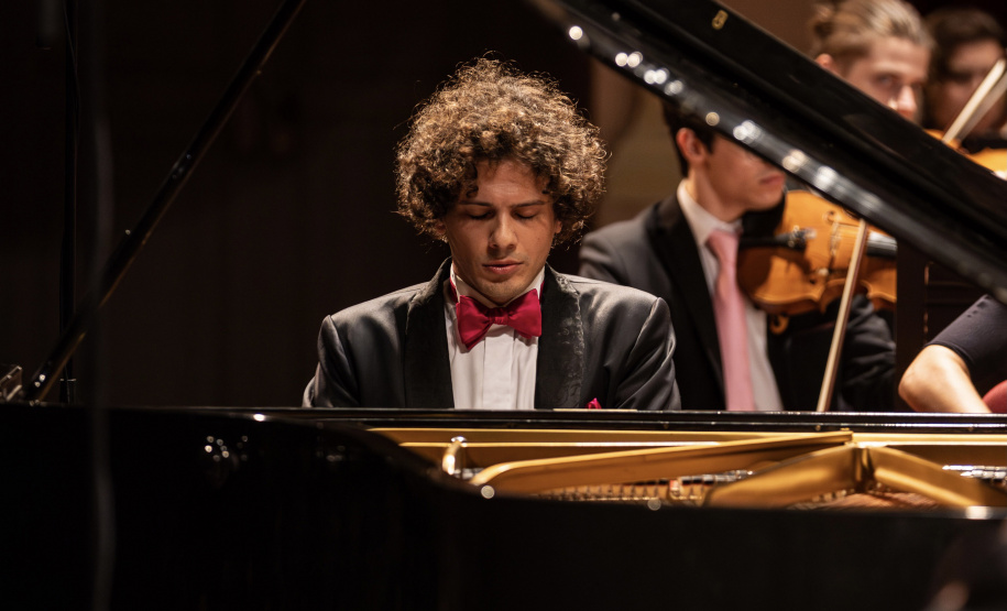 TEATRO GUAÍRA - Orquestra Sinfônica do Paraná celebra o universo de George Gershwin em concertos da Série Ouro
