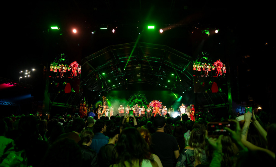 VIAJE PARANÁ - Festival de Curitiba movimentou economia, empregos, hotéis e serviços do turismo paranaense