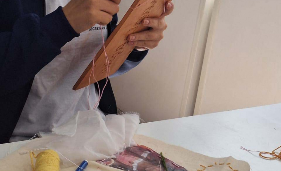 Estado amplia acesso ao ensino de arte gratuito com parceria entre Centro Juvenil de Artes Plásticas e Instituto de Educação