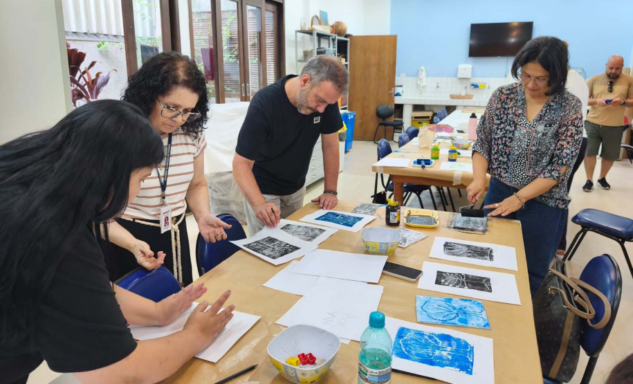 Estado amplia acesso ao ensino de arte gratuito com parceria entre Centro Juvenil de Artes Plásticas e Instituto de Educação