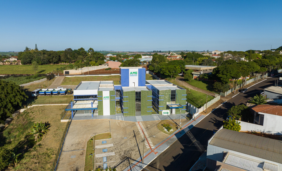 Com investimento de R$ 15,3 milhões, AME de Ivaiporã amplia atendimento regional da saúde