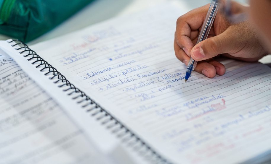 SEED - Paraná mobiliza mais de 2 mil escolas em campanha que convoca famílias a participarem da vida escolar dos filhos