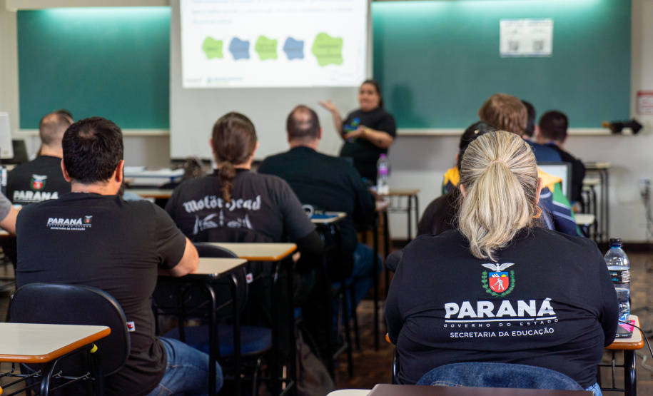 Paraná forma embaixadores da programação para fortalecer ensino de tecnologia nas escolas
