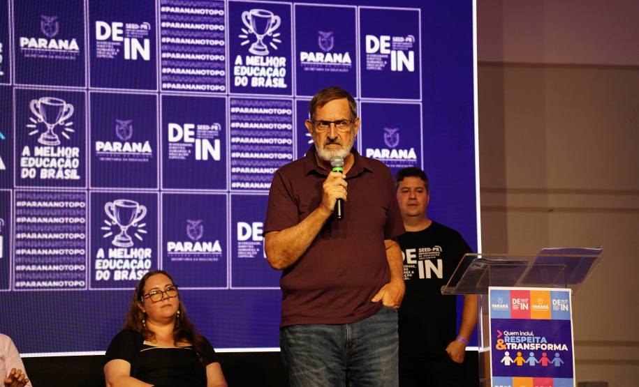 Seminário reúne diretores para fortalecer a educação especial e ampliar práticas inclusivas nas escolas do Paraná