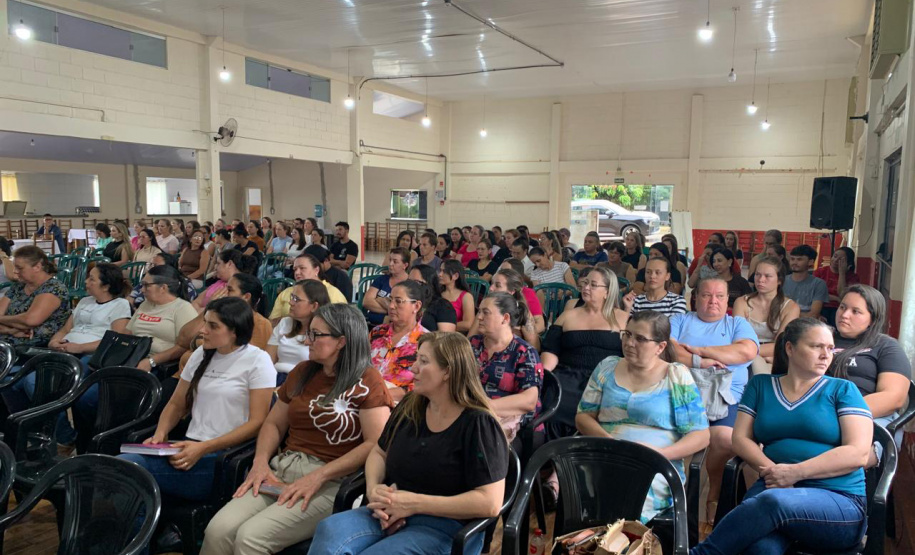 SETI - Governo do Paraná reforça formação de professores de Cantagalo com cursos de educação digital