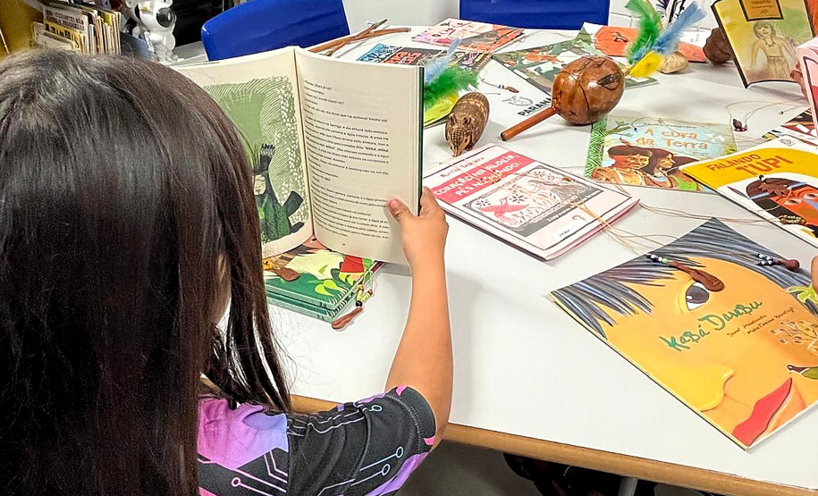 SEED - Paraná lidera acesso a bibliotecas e rede estadual revela acervos com obras raras do início do século XX