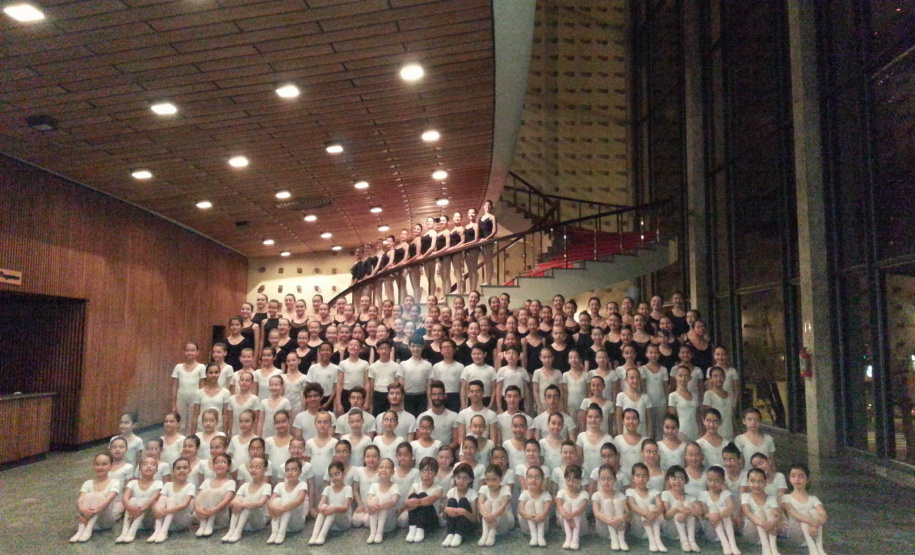 TEATRO GUAÍRA - EDTG: 70 anos formando caminhos na dança