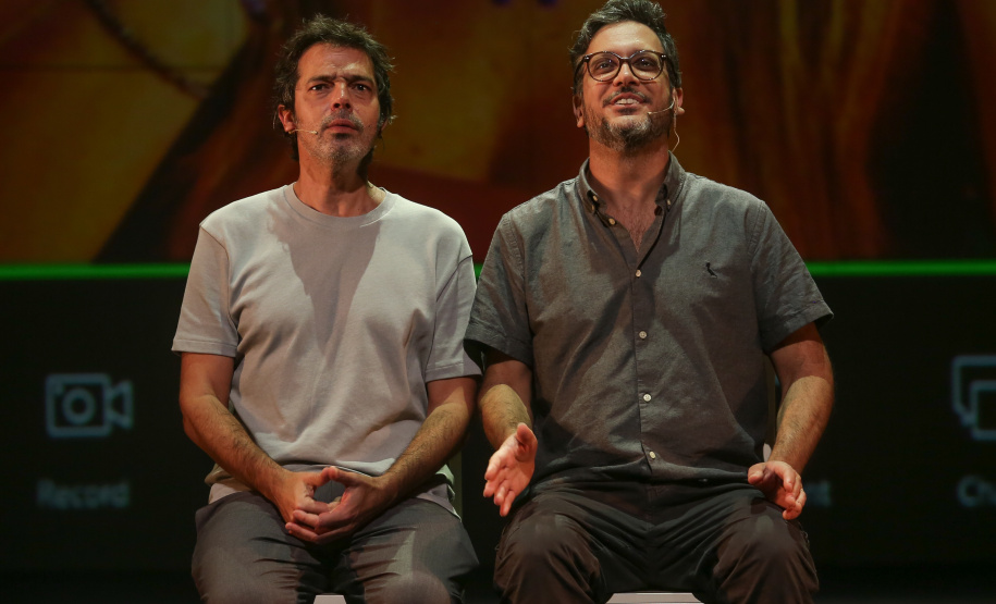 TEATRO GUAÍRA - PEÇA