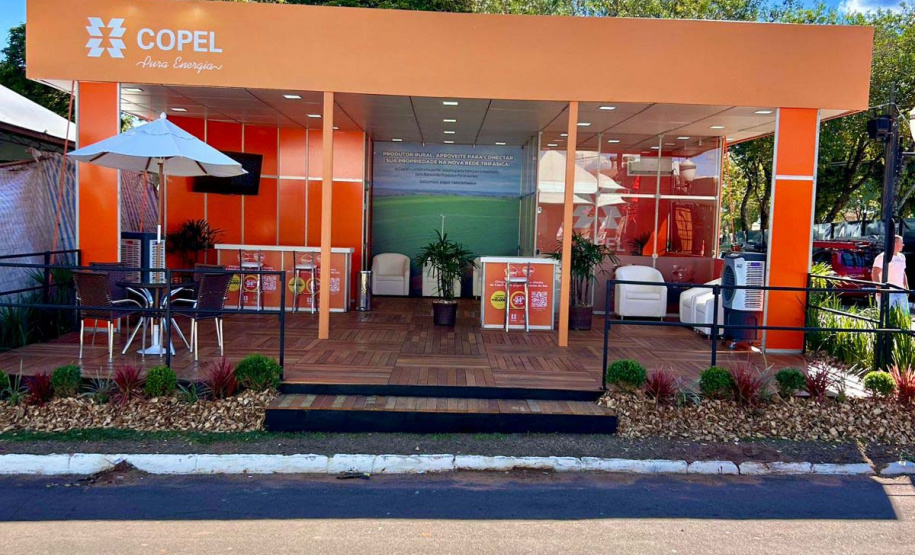 Em feiras agropecuárias, Copel orienta mais de 8 mil estudantes sobre o uso consciente de energia