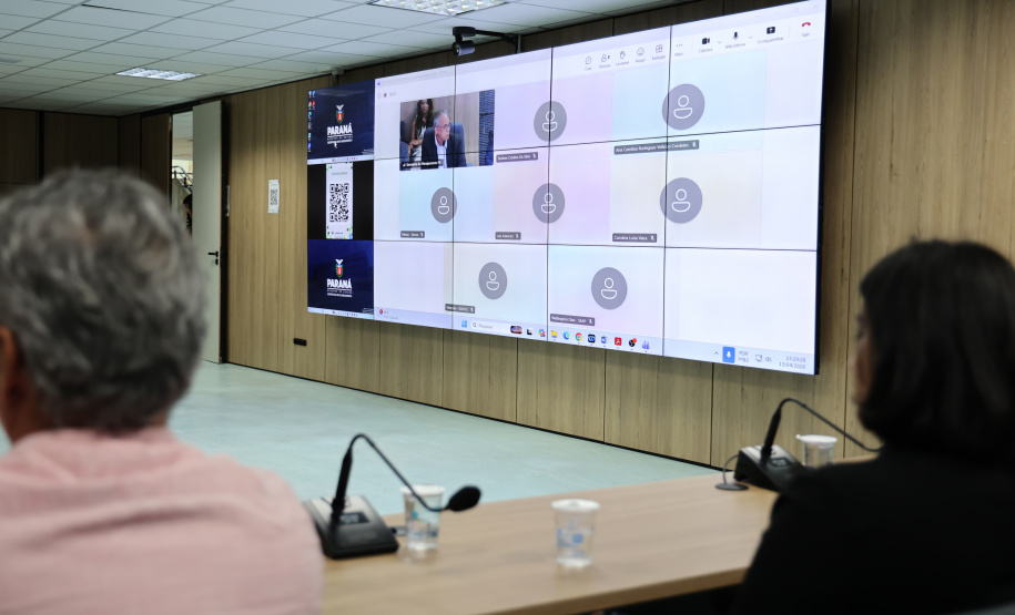 Governo do Paraná recebe Banco Mundial para confirmar resultados do Paraná Eficiente e avançar no programa