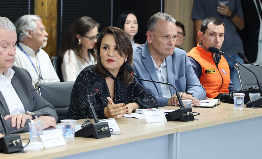 Governo do Paraná recebe Banco Mundial para confirmar resultados do Paraná Eficiente e avançar no programa