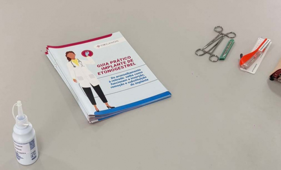 Implante contraceptivo chega a quase 2 mil mulheres no Paraná em 2026 e Paraná amplia capacitação de profissionais