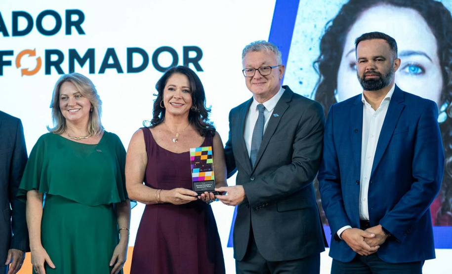 Premiação reconhece projetos inovadores ligados à educação empreendedora na rede estadua