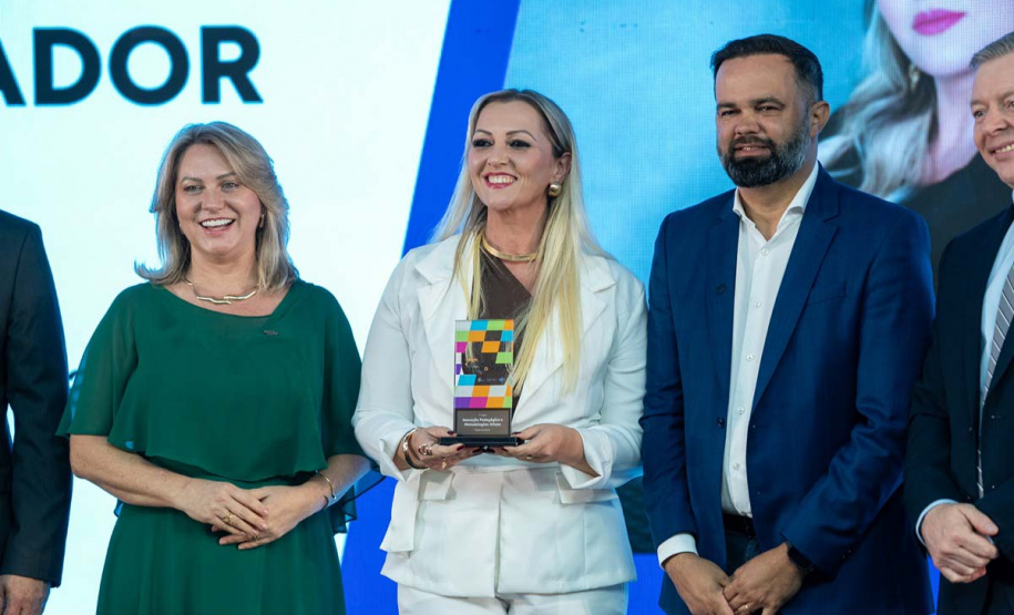 Premiação reconhece projetos inovadores ligados à educação empreendedora na rede estadua