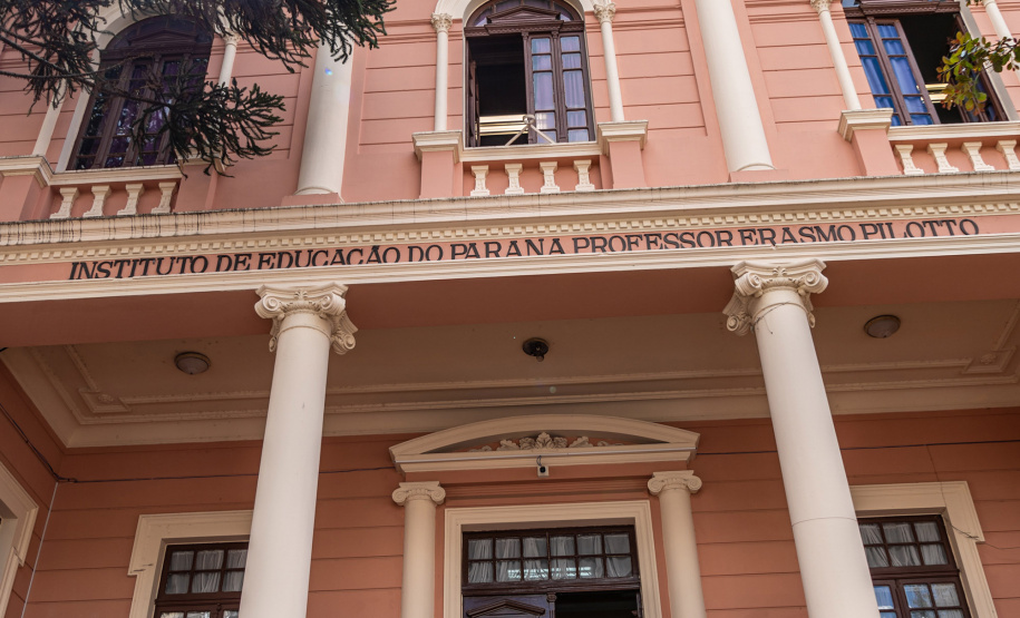SEED - Instituto de Educação do Paraná chega aos 150 anos formando professores e preservando sua história