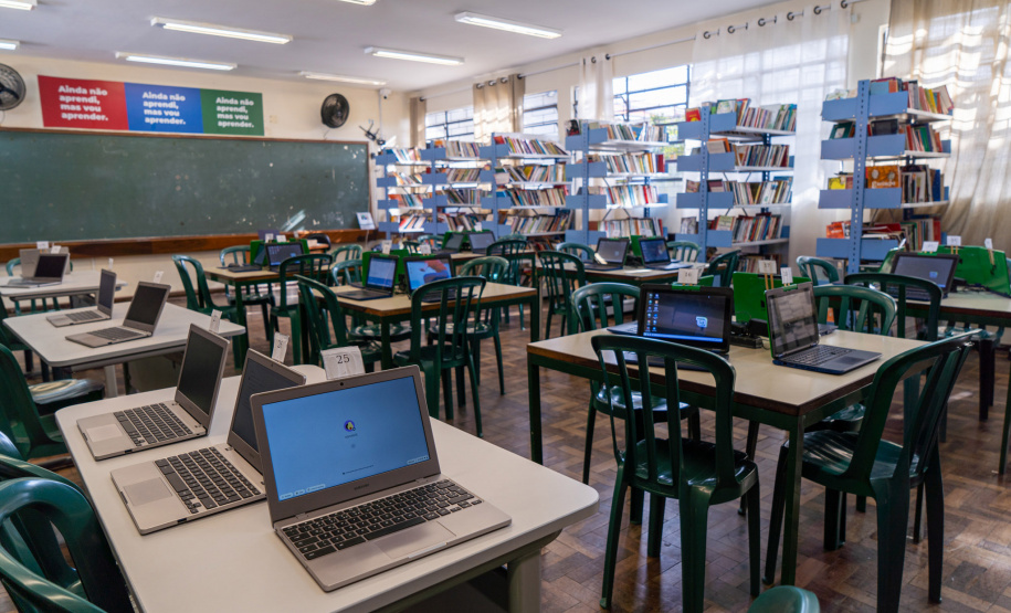 SEED - Paraná lidera acesso a bibliotecas e rede estadual revela acervos com obras raras do início do século XX