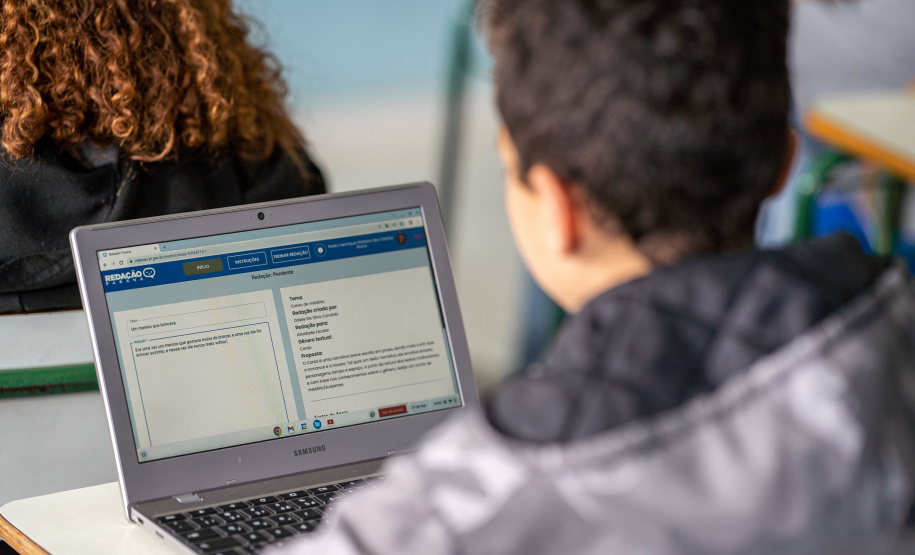 SEED - Paraná se antecipa ao novo PNE e já integra educação digital ao currículo