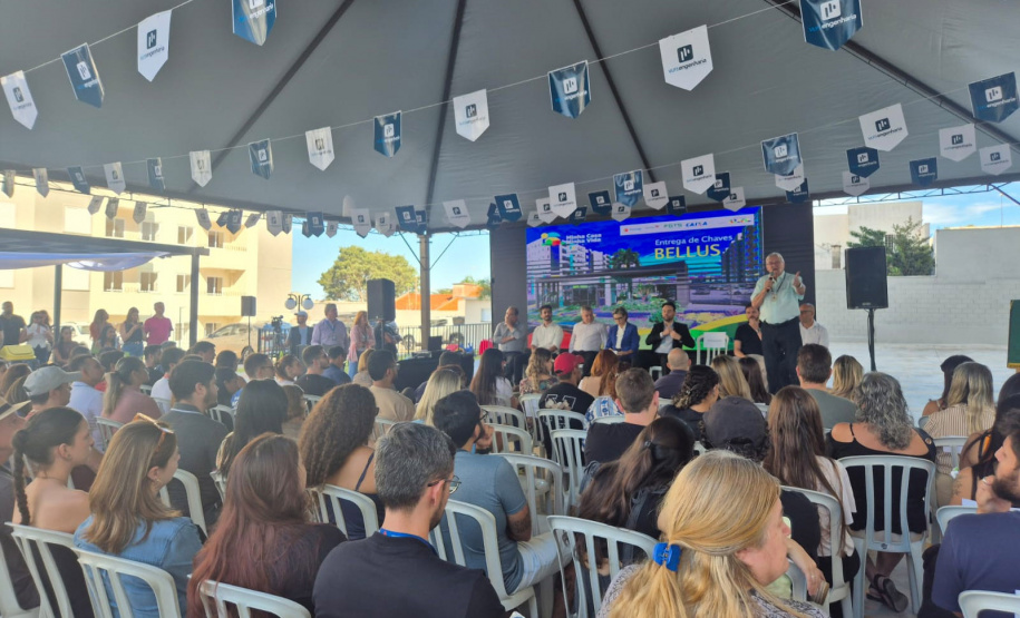 "COHAPAR - Resid. Bellus em Maringá"