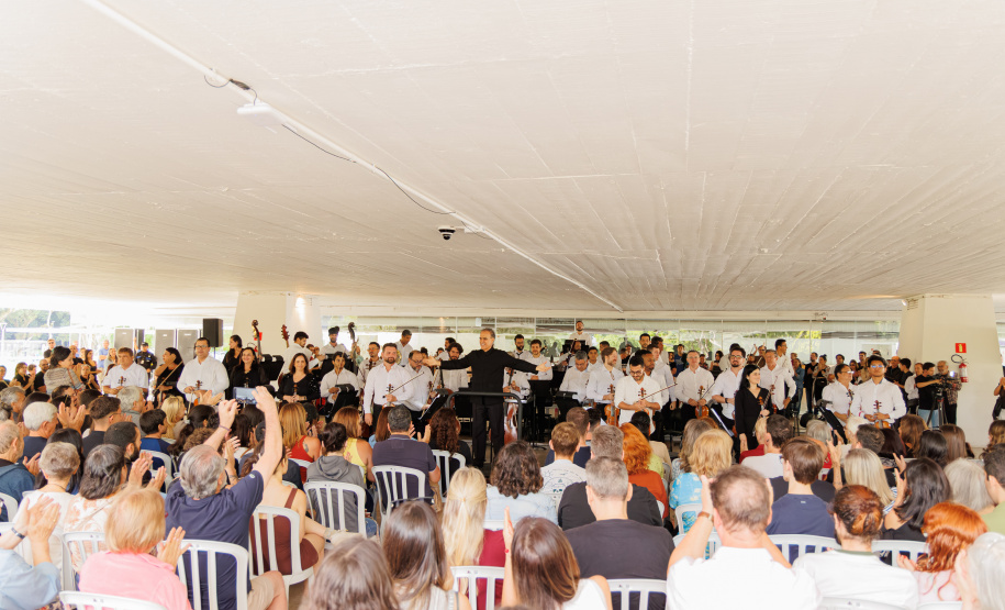 Orquestra Sinfônica do Paraná leva Mozart e Beethoven ao MON em concerto gratuito neste sábado (25)