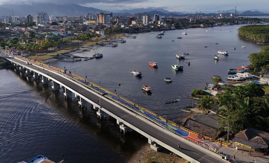 Ponte Domingos Massa (Ponte dos Valadares), em Paranaguá