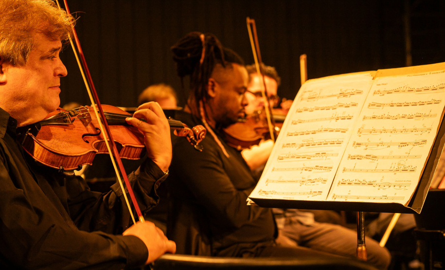 TEATRO GUAÍRA - Orquestra Sinfônica do Paraná em Araucária