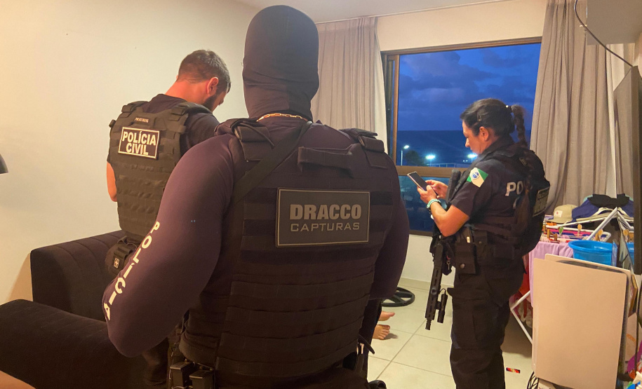 Forças de segurança do Paraná cumprem 41 mandados contra traficantes do Parolin, em Curitiba