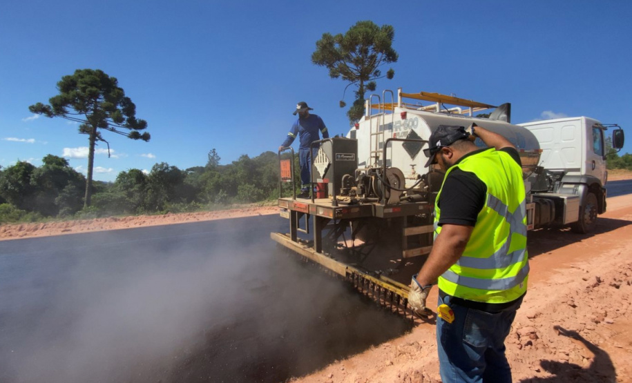 Pavimentação da PR-092 em Doutor Ulysses