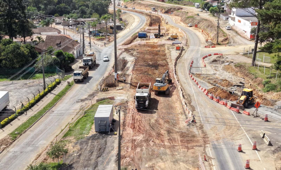 DER - construção do novo viaduto de Palmeira
