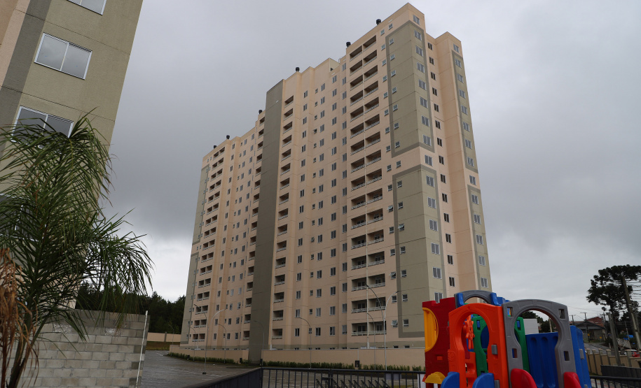 COHAPAR - 1º mód. Resid Cairós em Ctba