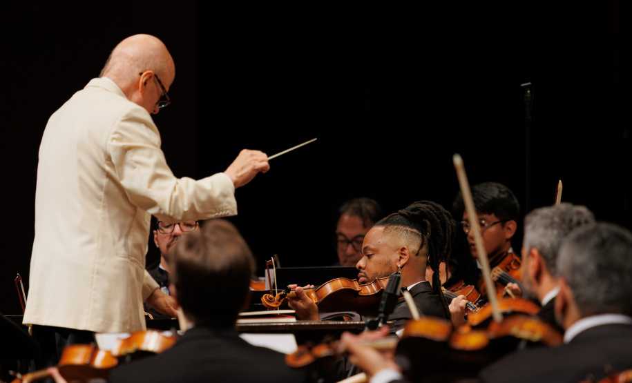 Primeiro dia de concerto do “Festival Gershwin" da Orquestra Sinfônica do Paraná lota o Guairão