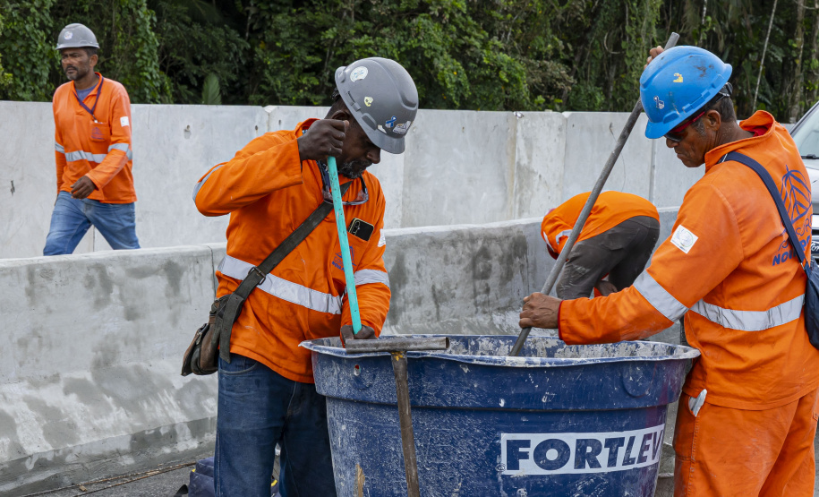 TRABALHADORES PONTE