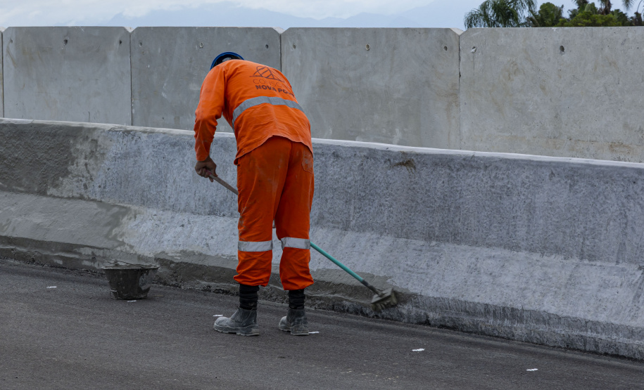TRABALHADORES PONTE