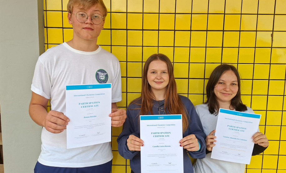 SEED - Em quatro anos, projeto-piloto com alunos da rede estadual soma mais de 400 medalhas conquistadas em olimpíadas do conhecimento