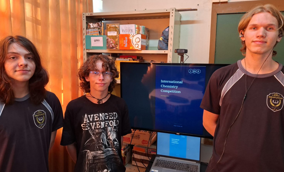 SEED - Em quatro anos, projeto-piloto com alunos da rede estadual soma mais de 400 medalhas conquistadas em olimpíadas do conhecimento