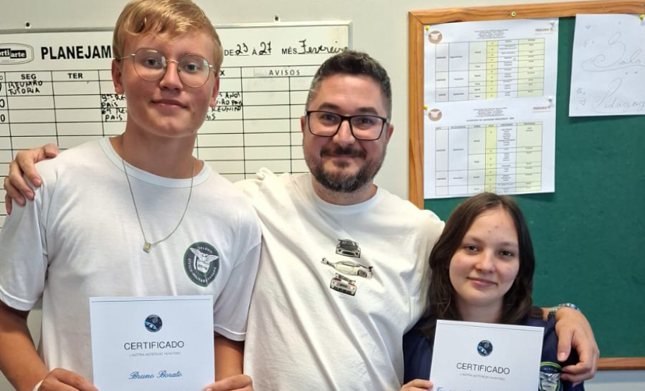 SEED - Em quatro anos, projeto-piloto com alunos da rede estadual soma mais de 400 medalhas conquistadas em olimpíadas do conhecimento