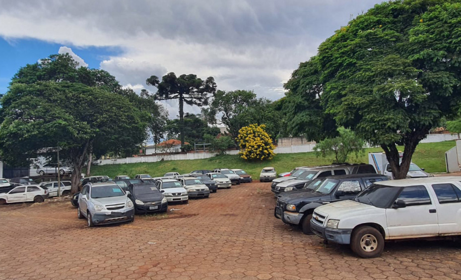 Está aberto o período de lances do leilão de veículos oficiais do Estado