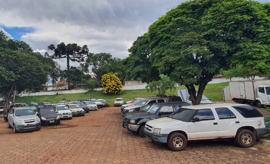 Prazo de inscrições para o leilão de 192 veículos oficiais do Governo do Paraná encerra nesta sexta