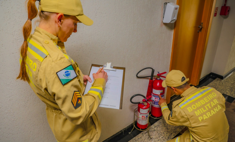 Bombeiros alertam para riscos em casas noturnas, cinemas e teatros e orientam como agir em emergências