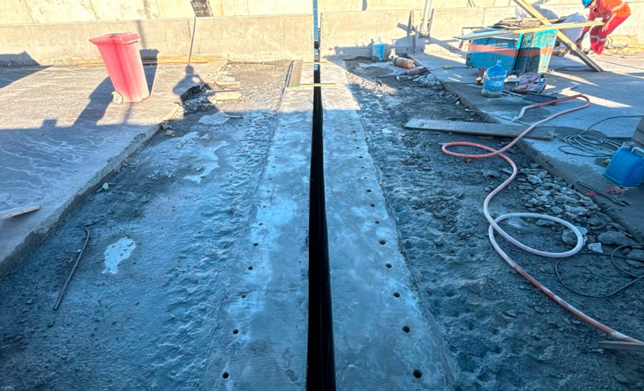 Faltam 15 dias para a inauguração: Ponte de Guaratuba recebe juntas de dilatação