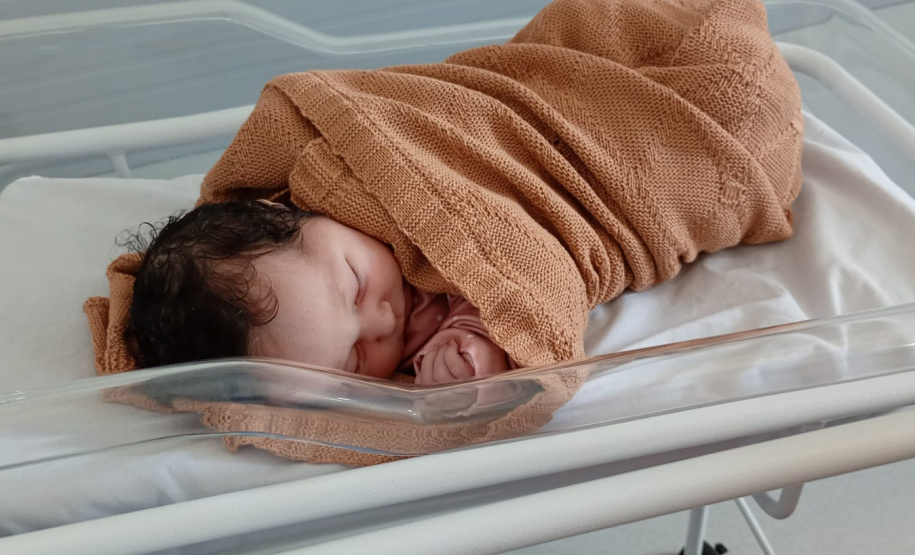 SESA - Novas histórias, novo cuidado: Maternidade de Paranaguá registra 164 partos em menos de um mês