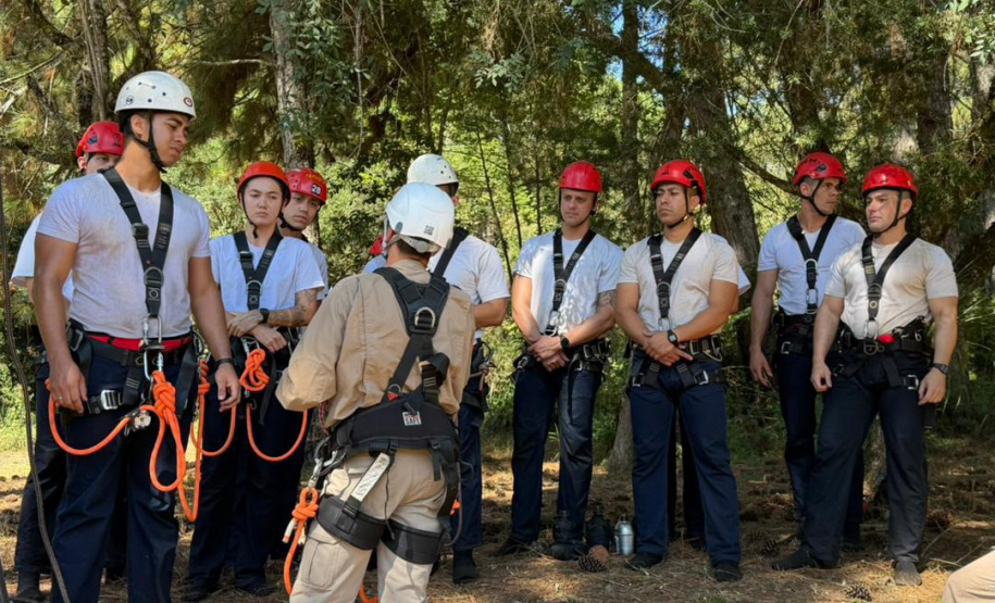 Recém-aprovados, cadetes iniciam preparação para reforçar o efetivo do Corpo de Bombeiros no Paraná