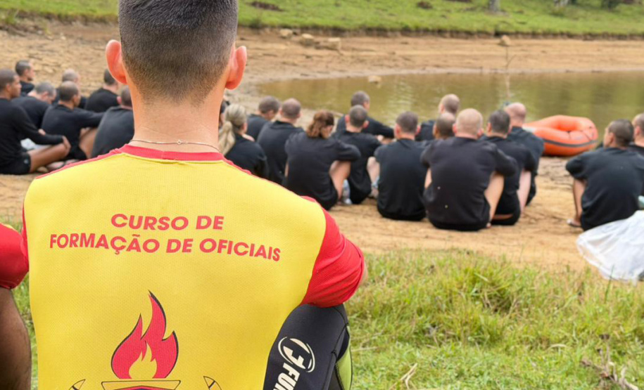 Recém-aprovados, cadetes iniciam preparação para reforçar o efetivo do Corpo de Bombeiros no Paraná