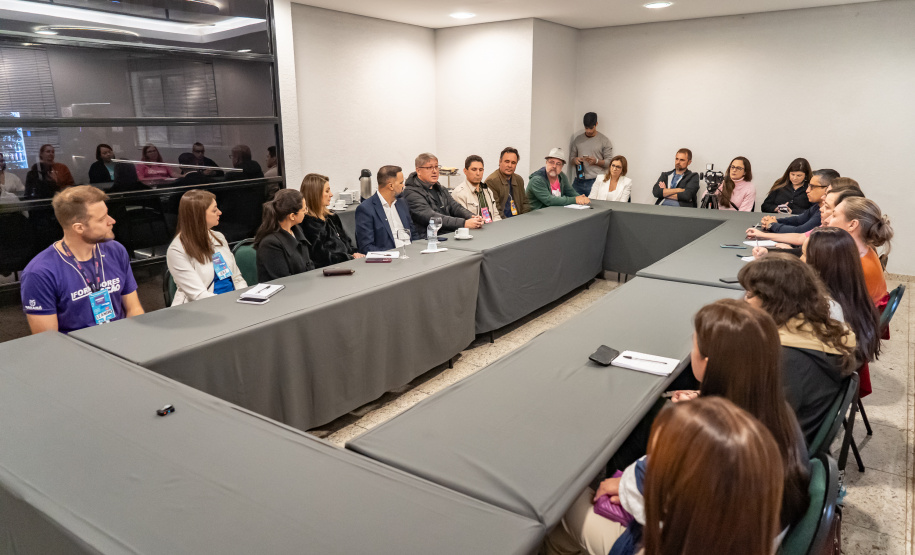 Vitória nos JEBs evidencia protagonismo de estudantes-atletas da rede estadual do Paraná