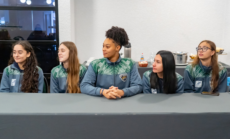 Vitória nos JEBs evidencia protagonismo de estudantes-atletas da rede estadual do Paraná