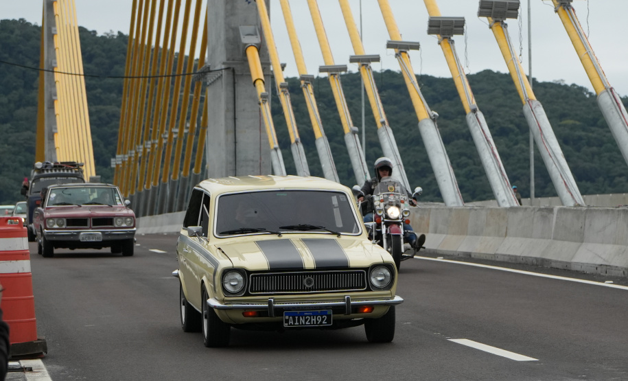 PASSEIO PONTE DE GUARATUBA