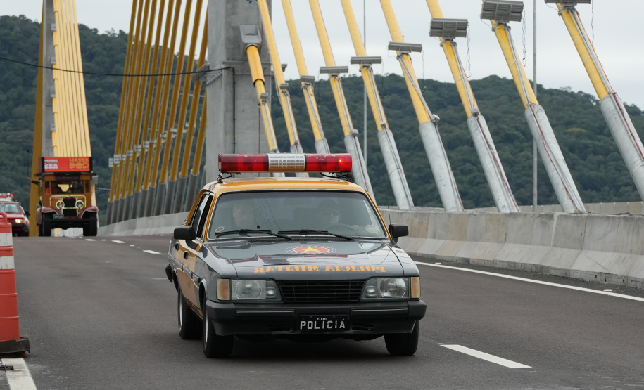 PASSEIO PONTE DE GUARATUBA