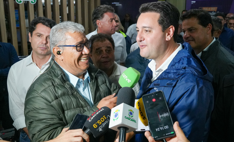 Governador autoriza 964 moradias e R$ 242 milhões em novos investimentos para Cascavel