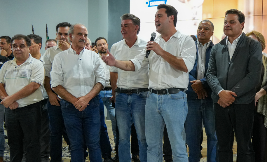 Governador autoriza 964 moradias e R$ 242 milhões em novos investimentos para Cascavel