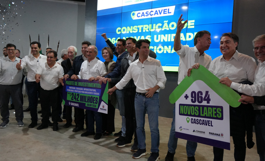 Governador autoriza 964 moradias e R$ 242 milhões em novos investimentos para Cascavel